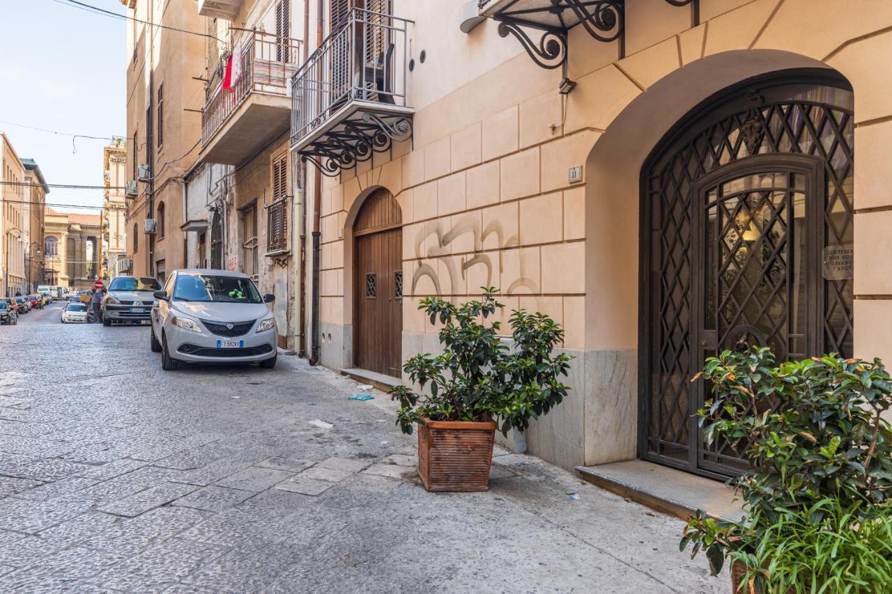 La Casetta Al Massimo By Domusicily Palermo Kültér fotó